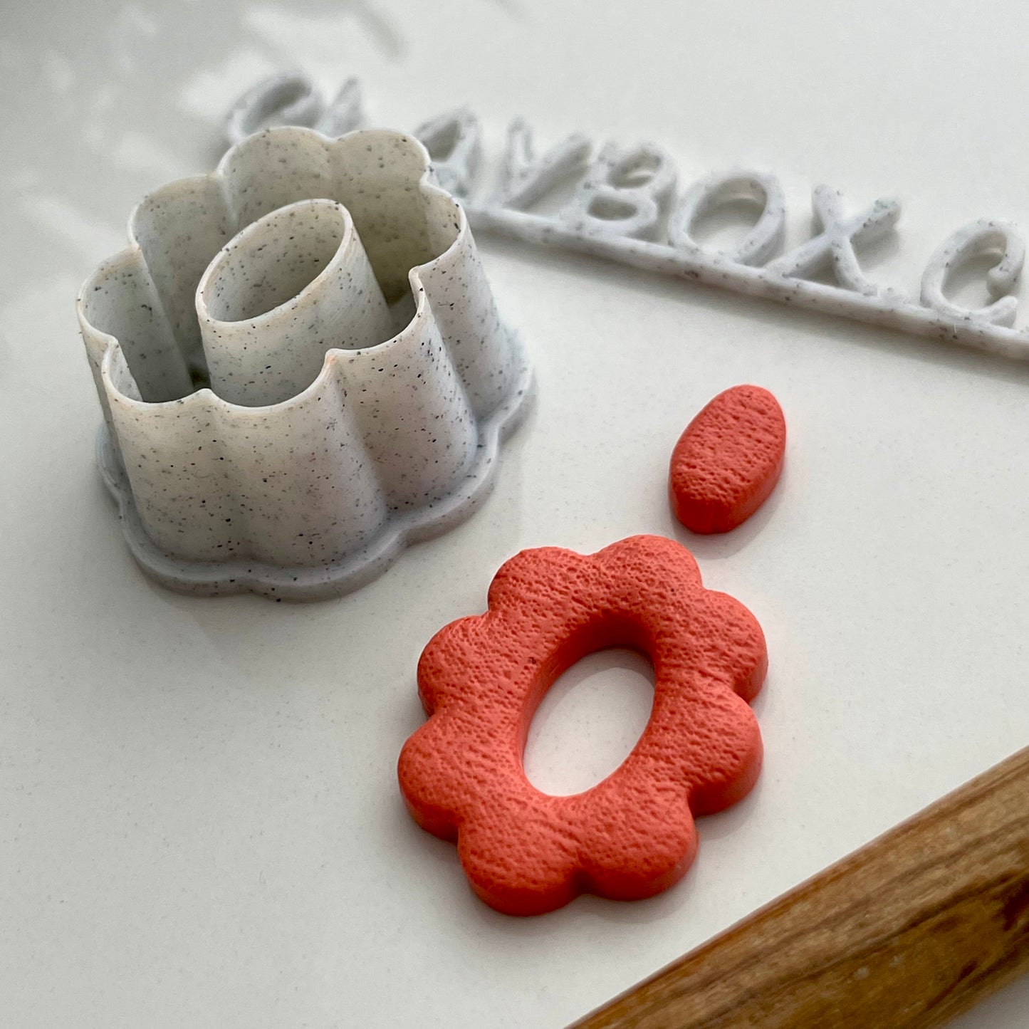 Scalloped donut cutter pair