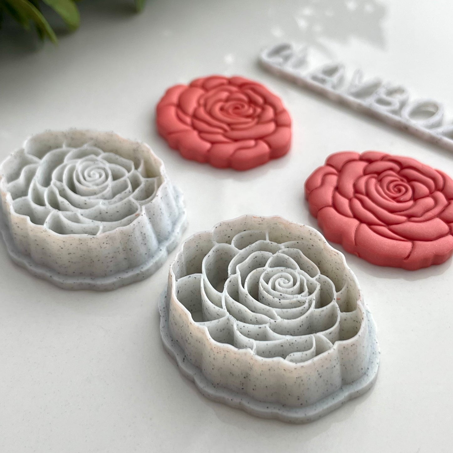 Rose cutter pair