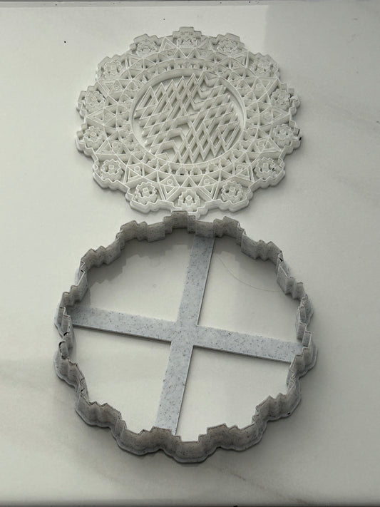 Destash of large cutters
