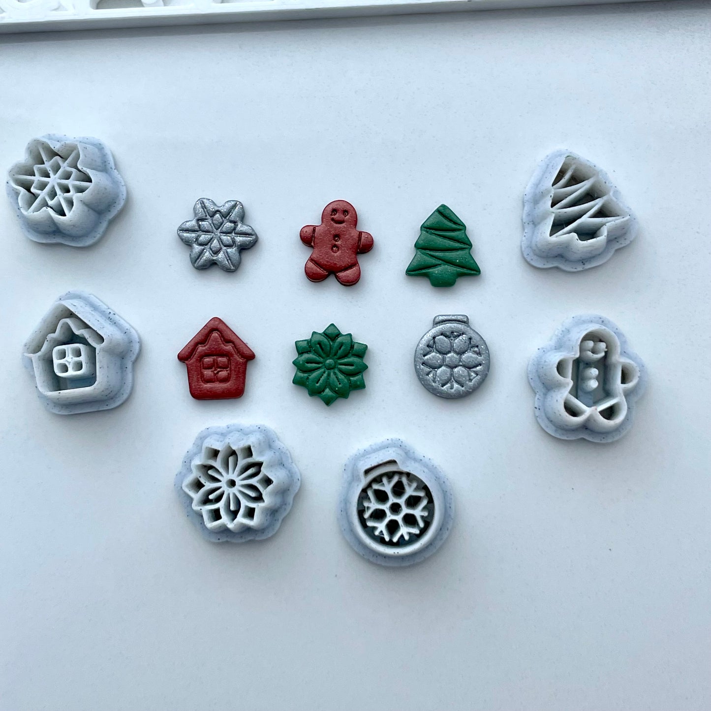 Christmas stud cutters set