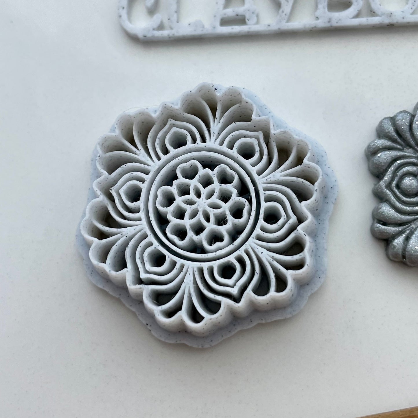 Henna mandala #3 combined stamp/cutter