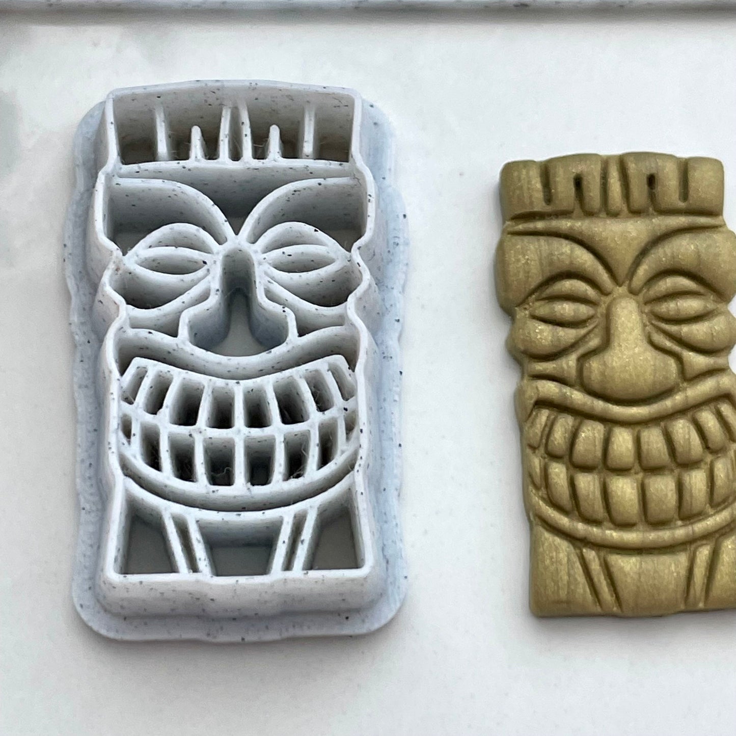 Tiki Mask Polymer Clay Cutter – Combined Stamp and Cutter – Tropical Clay Tool