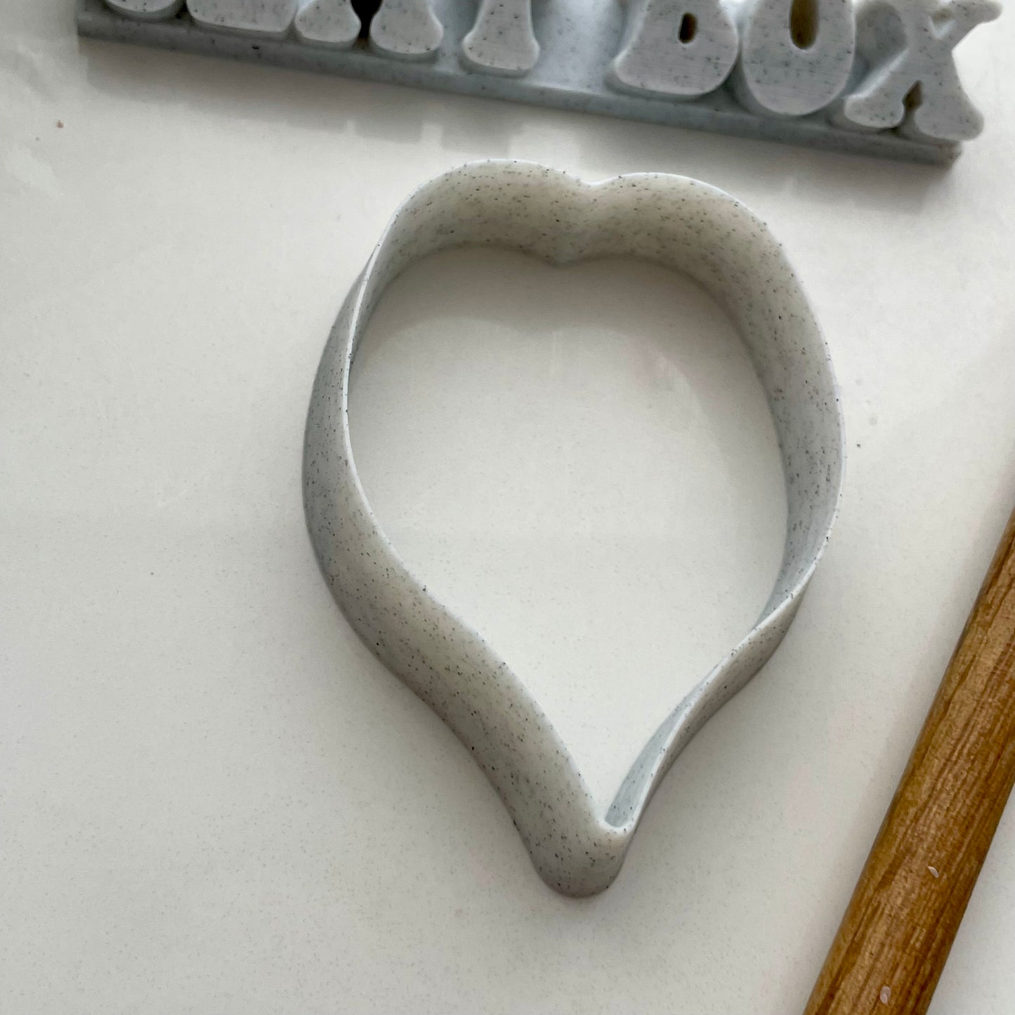 Large rose petal cutter