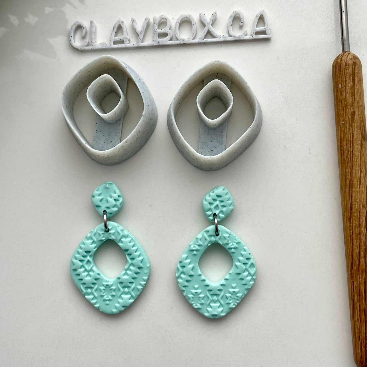Organic diamond donut cutter pair