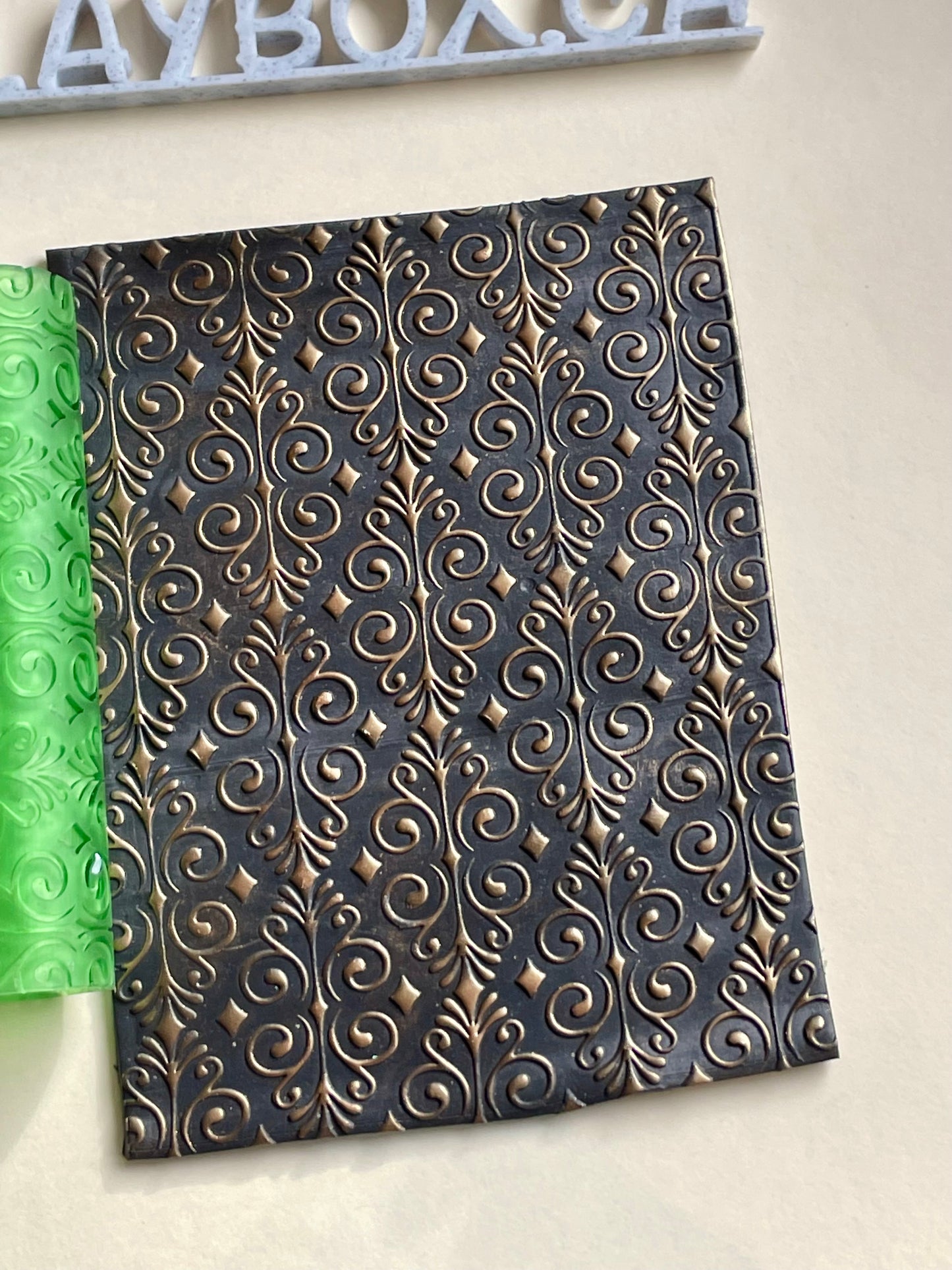 Art Deco texture roller