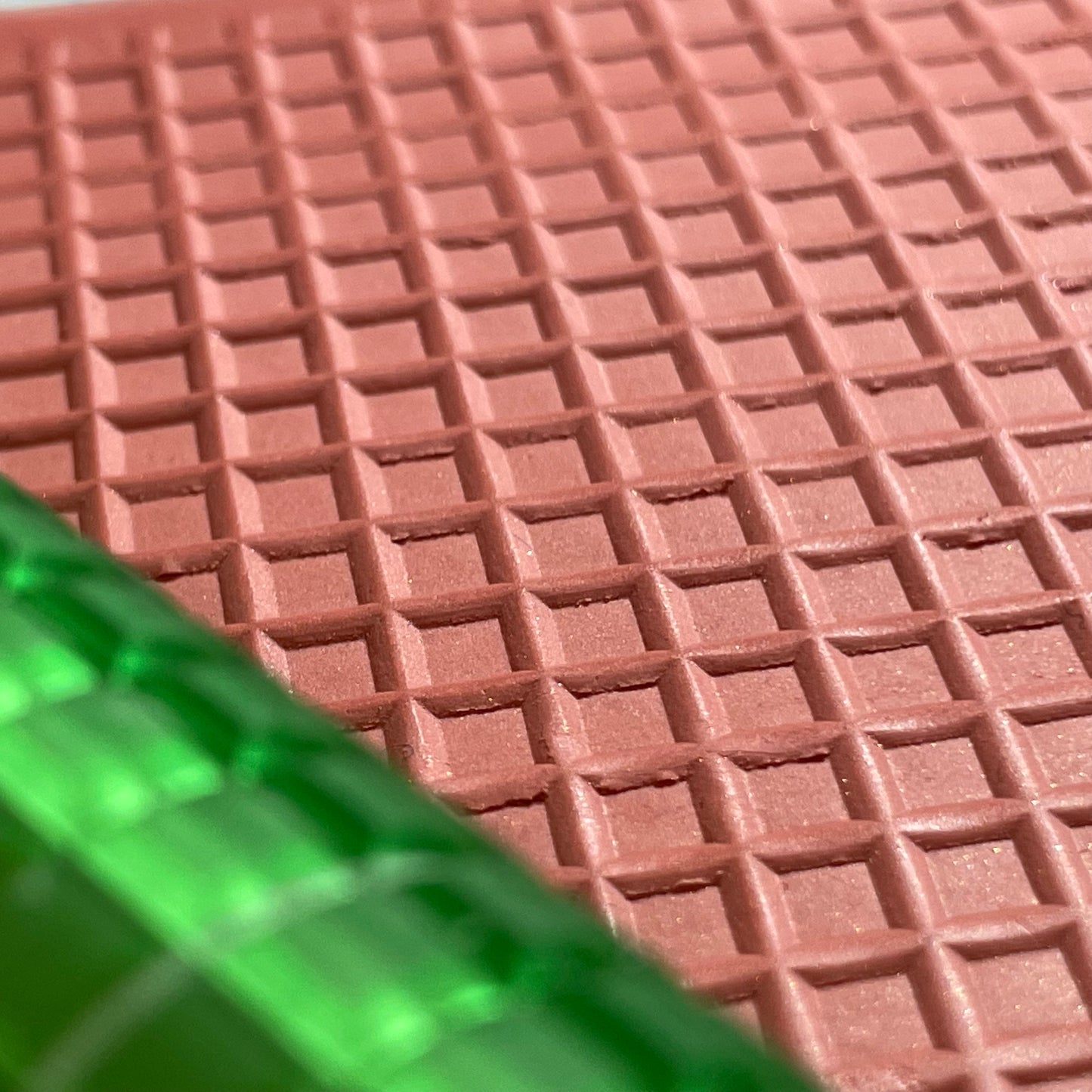 Waffle roller