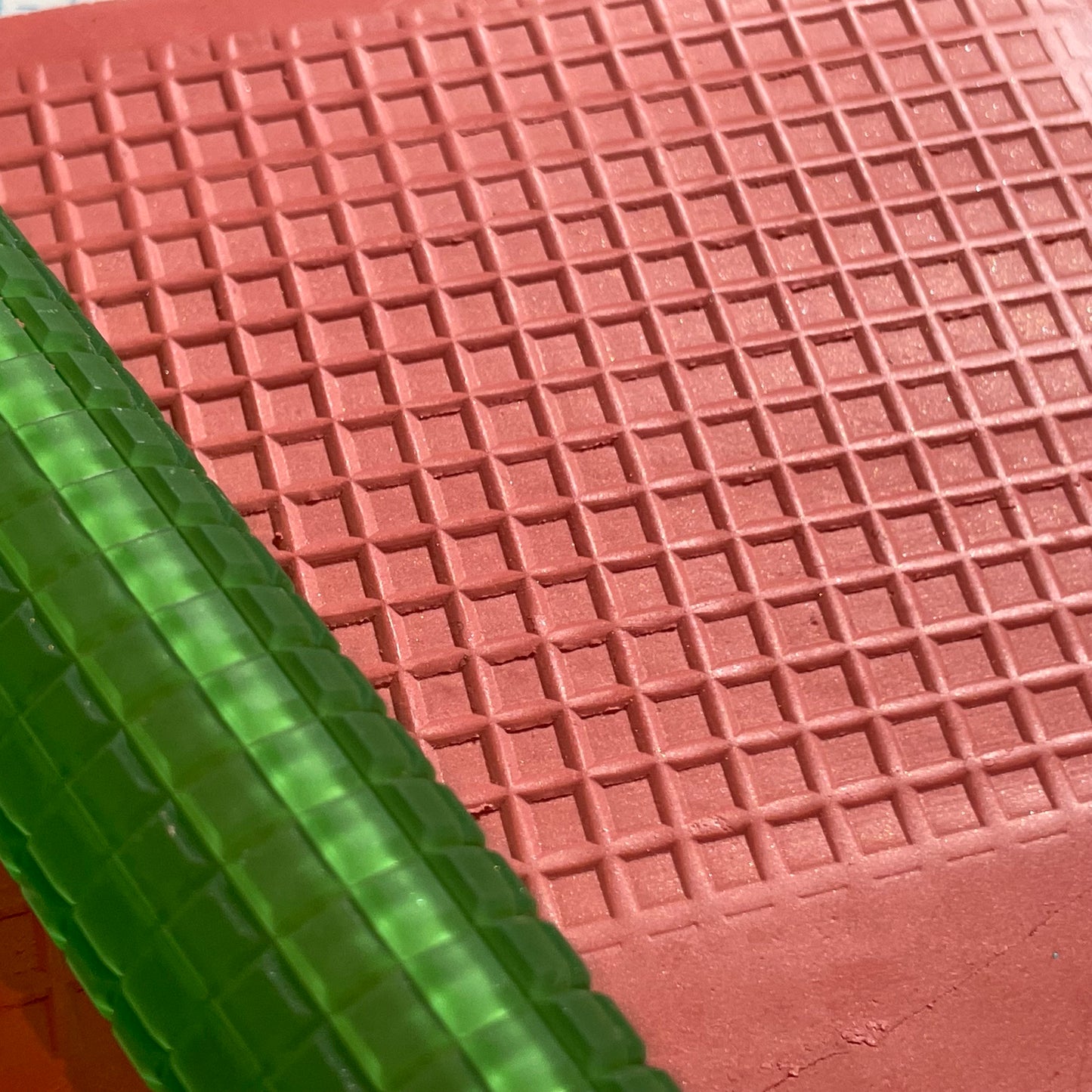 Waffle roller