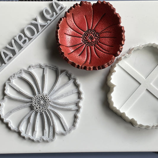 Poppy stamp and matching cutter set