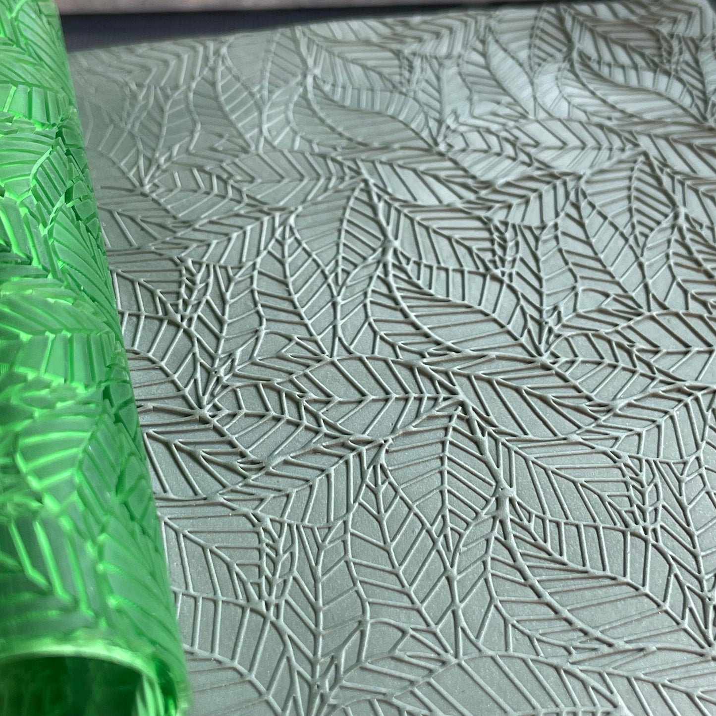 Leafy roller