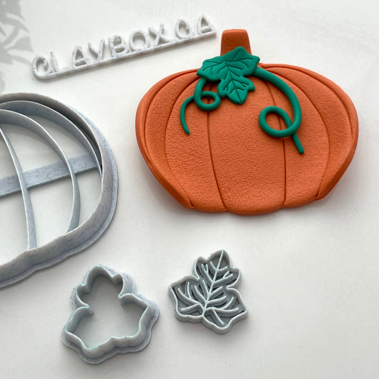 Pumpkin large cutter, plus pumpkin leaf stamp and matching cutter