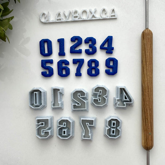 College numbers cutter set