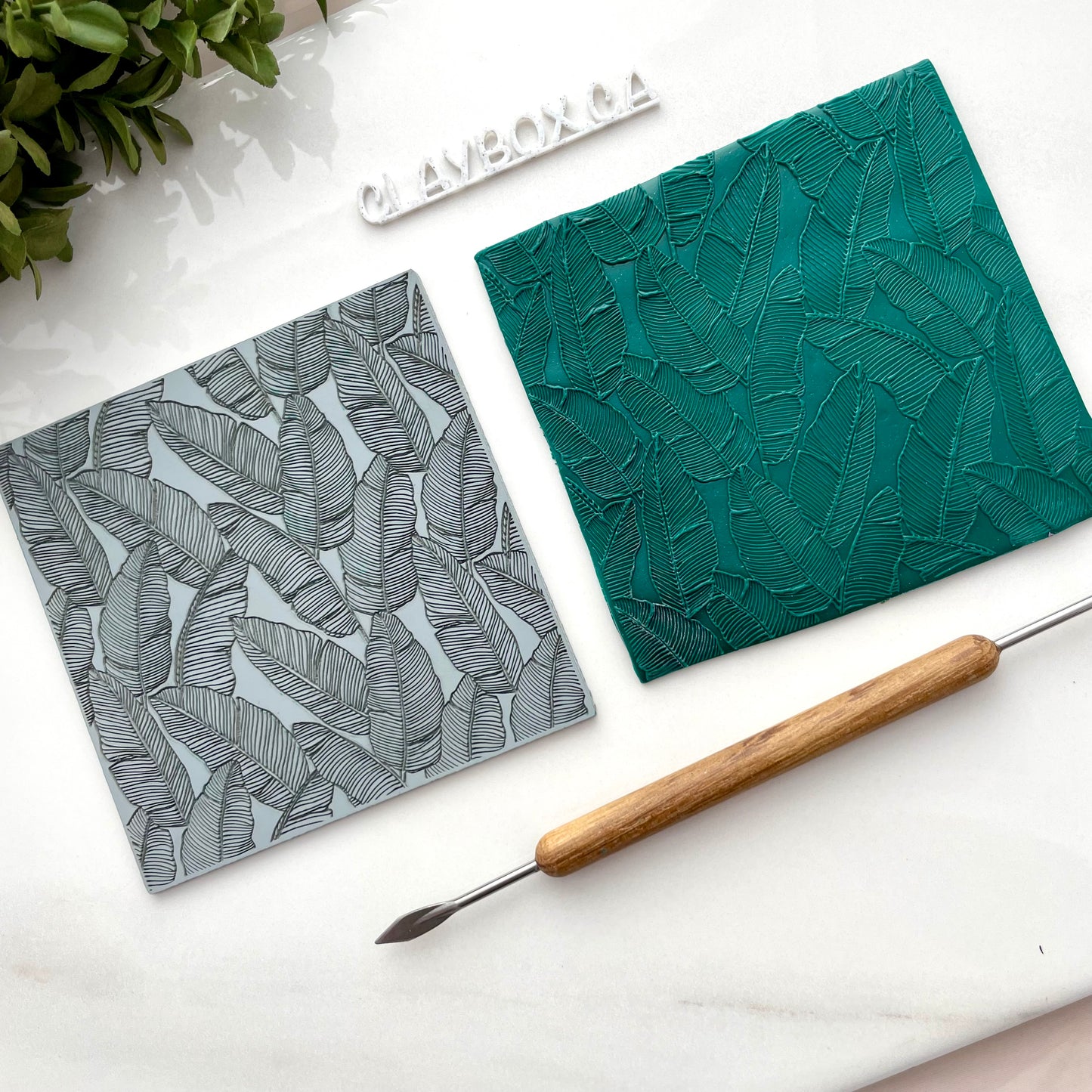 Banana leaves texture mat