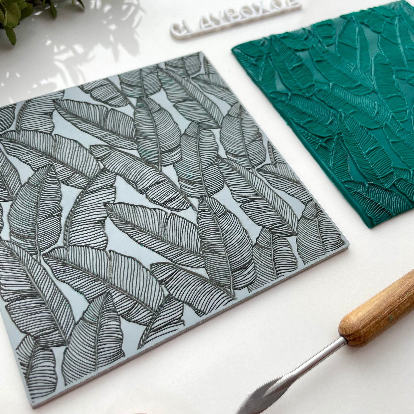 Banana leaves texture mat