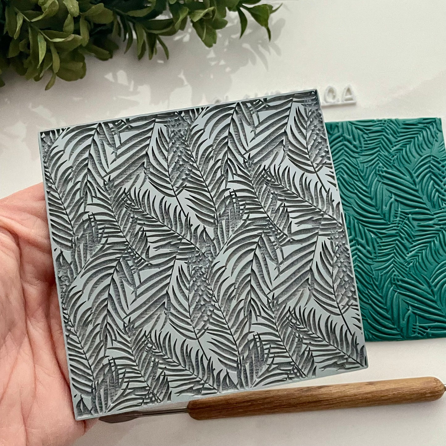 Palm leaves texture mat