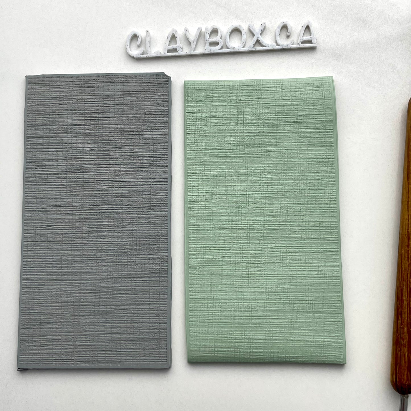 Linen texture mat