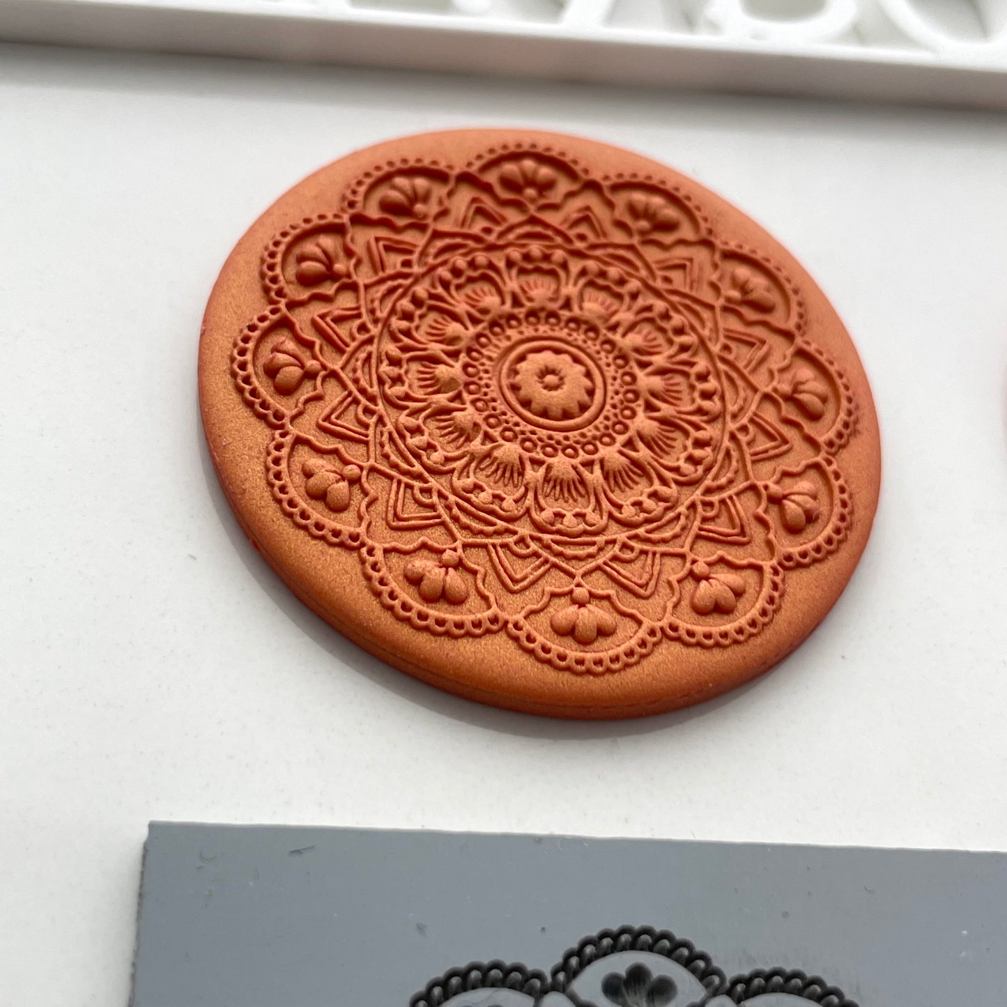 Mandala texture mat pair