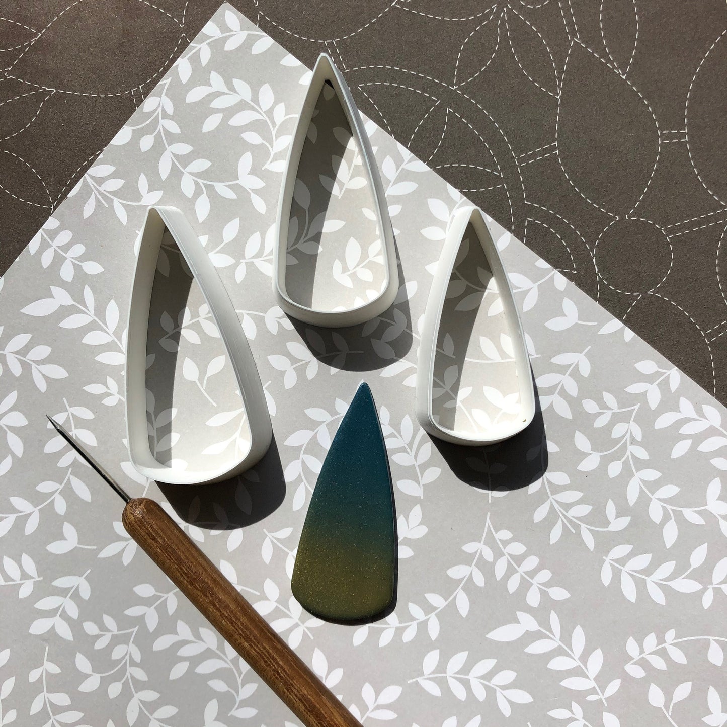 Dagger shape cutter set - made for use with polymer clay